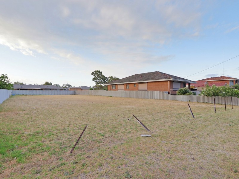 46 Mallard Way, Cannington WA 6107