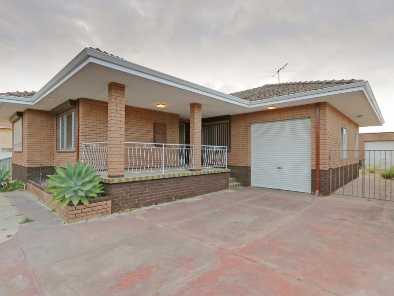 46 Mallard Way, Cannington WA 6107