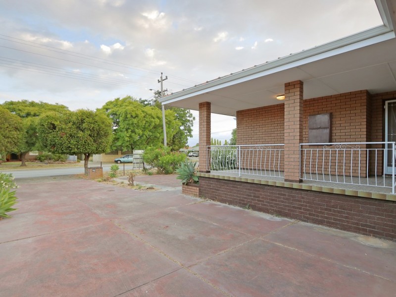 46 Mallard Way, Cannington WA 6107