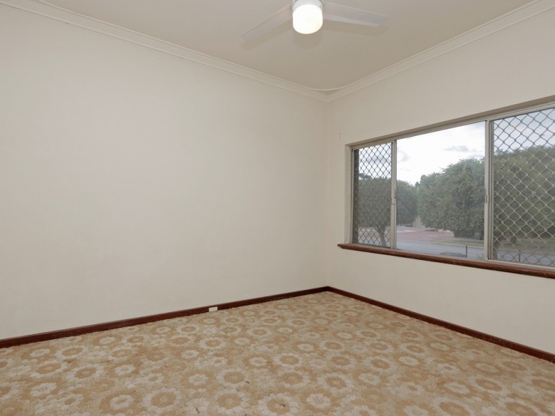 46 Mallard Way, Cannington WA 6107