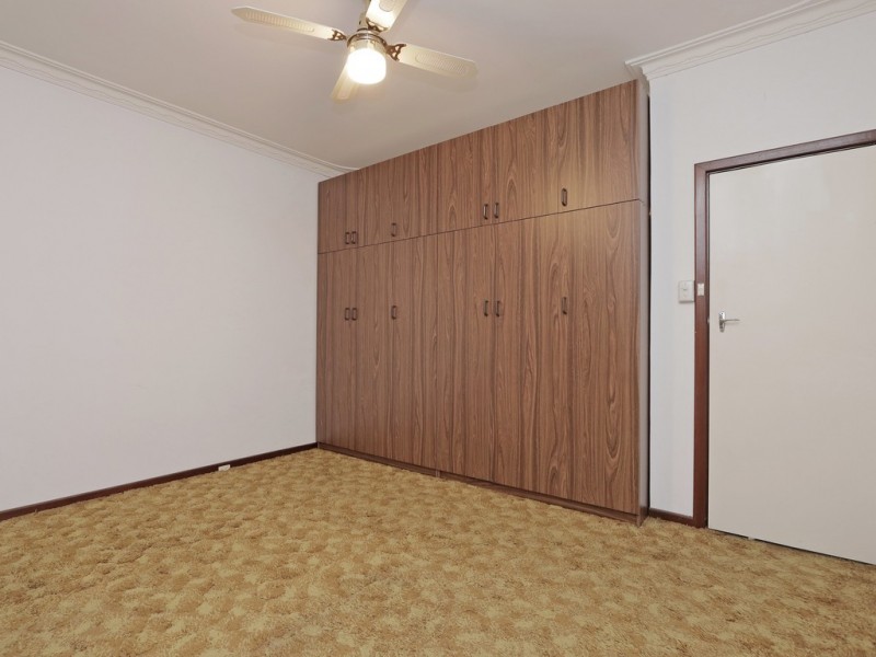 46 Mallard Way, Cannington WA 6107