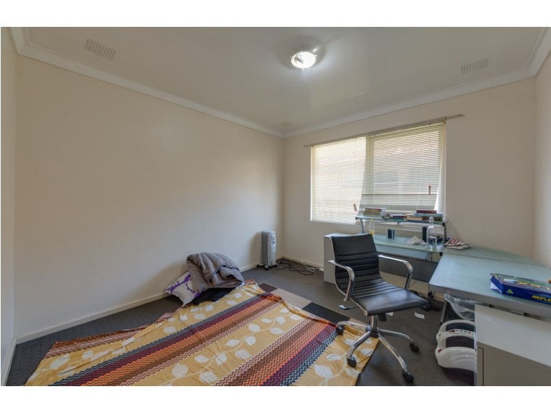 20 Burnley Street, Thornlie WA 6108