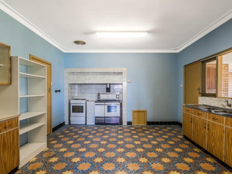 41 Stockman Way, Cannington WA 6107