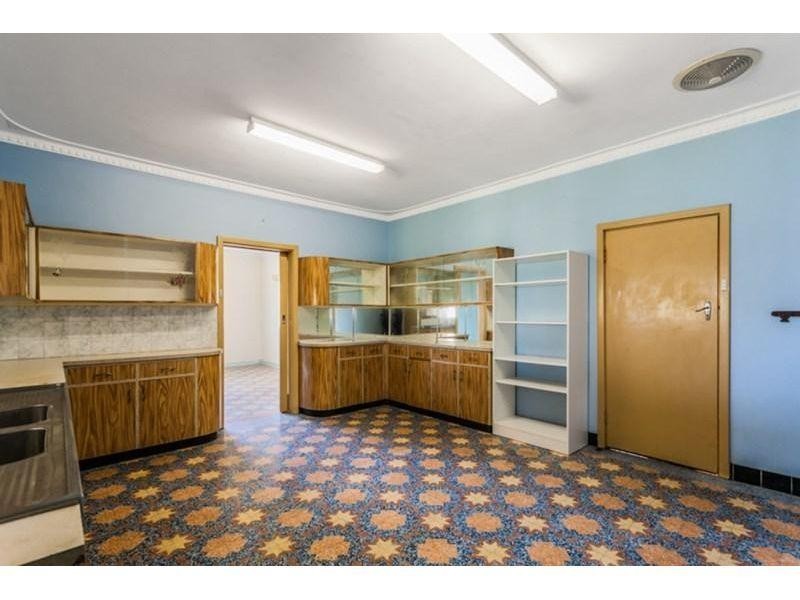 41 Stockman Way, Cannington WA 6107