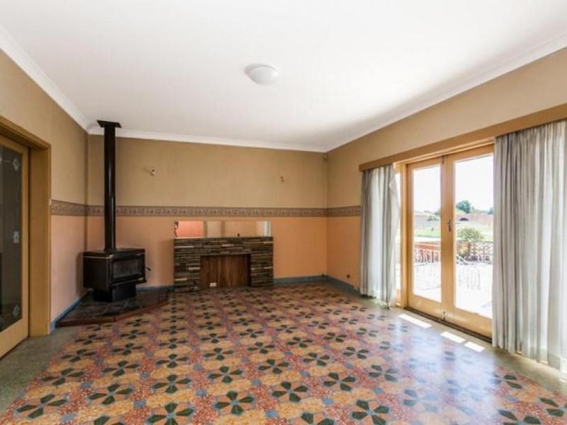 41 Stockman Way, Cannington WA 6107