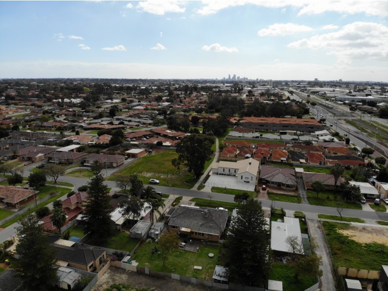 41 Stockman Way, Cannington WA 6107