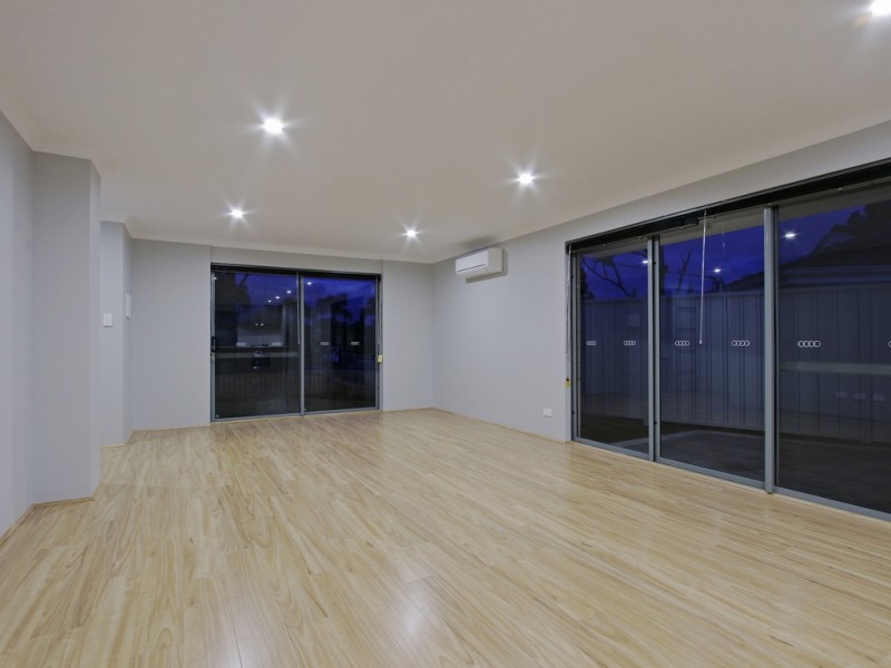 1/7 Lunar Way, Beckenham WA 6107