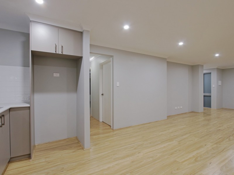 1/7 Lunar Way, Beckenham WA 6107