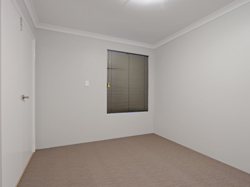 1/7 Lunar Way, Beckenham WA 6107