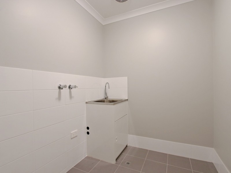 1/7 Lunar Way, Beckenham WA 6107