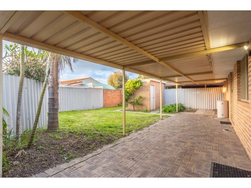 21 Yallup Place, Cannington WA 6107