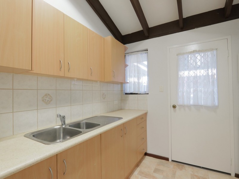 5/7 Menzies Place, Thornlie WA 6108