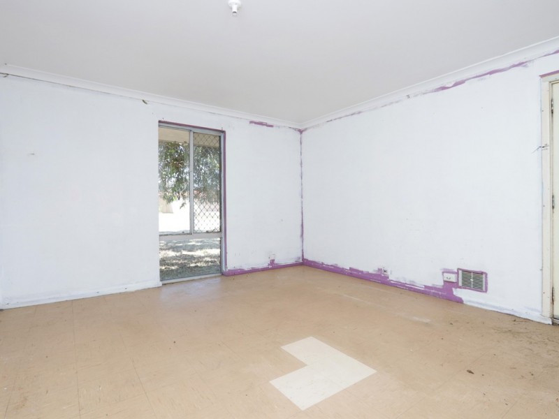 10 Glamorgan Street, East Cannington WA 6107