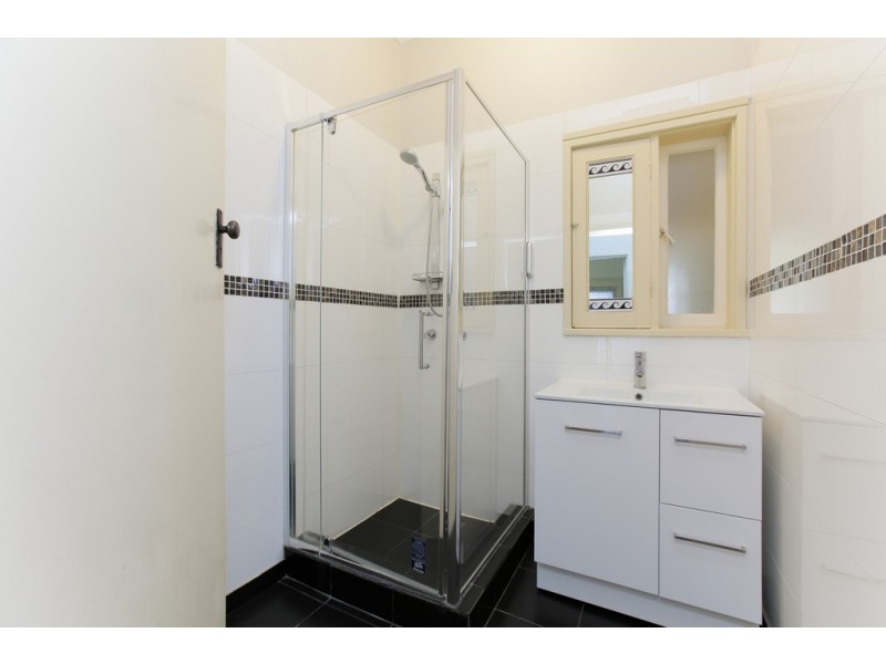 8/1196 Albany Highway, Bentley WA 6102