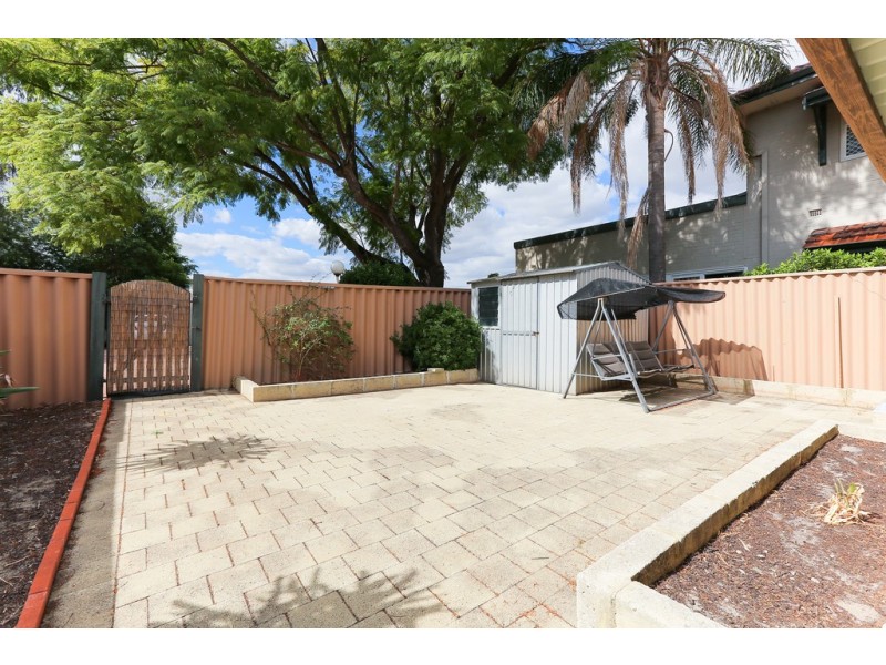 8/1196 Albany Highway, Bentley WA 6102