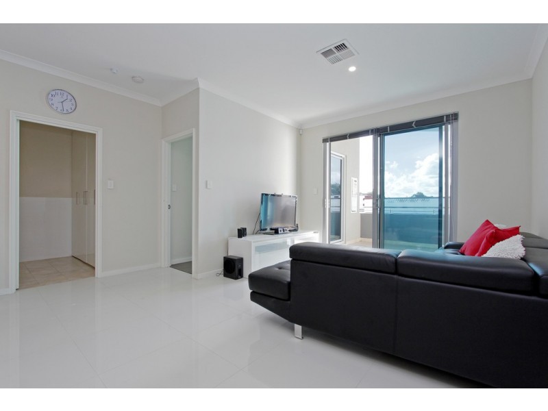 8/2 Edward Street, Perth WA 6000
