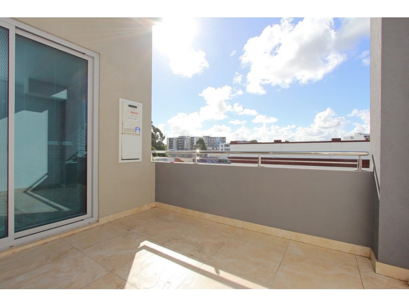 8/2 Edward Street, Perth WA 6000