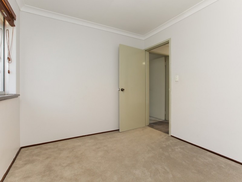 4/8 Caird Place, Parkwood WA 6147