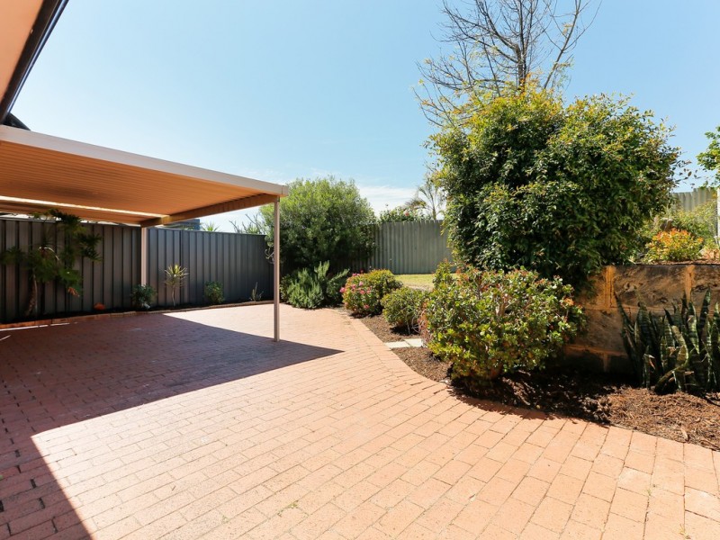 4/8 Caird Place, Parkwood WA 6147