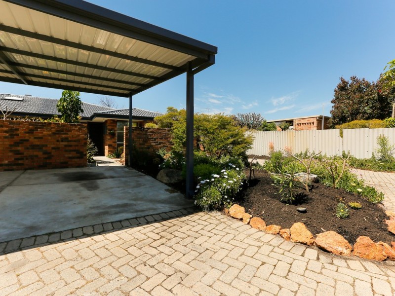 4/8 Caird Place, Parkwood WA 6147