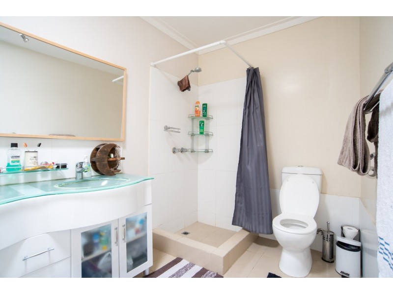 14A Lowth Road, Beckenham WA 6107