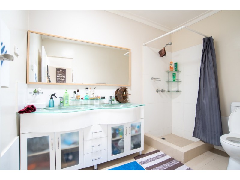 14A Lowth Road, Beckenham WA 6107