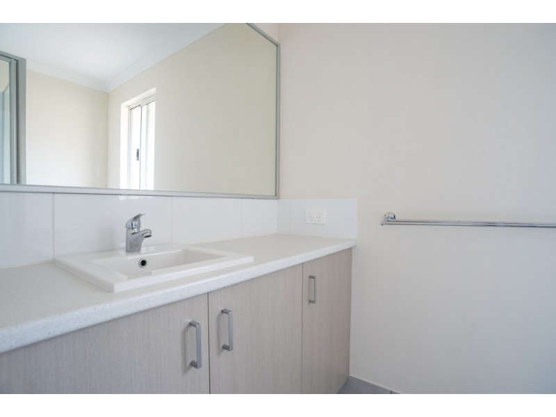 14B Lowth Road, Beckenham WA 6107