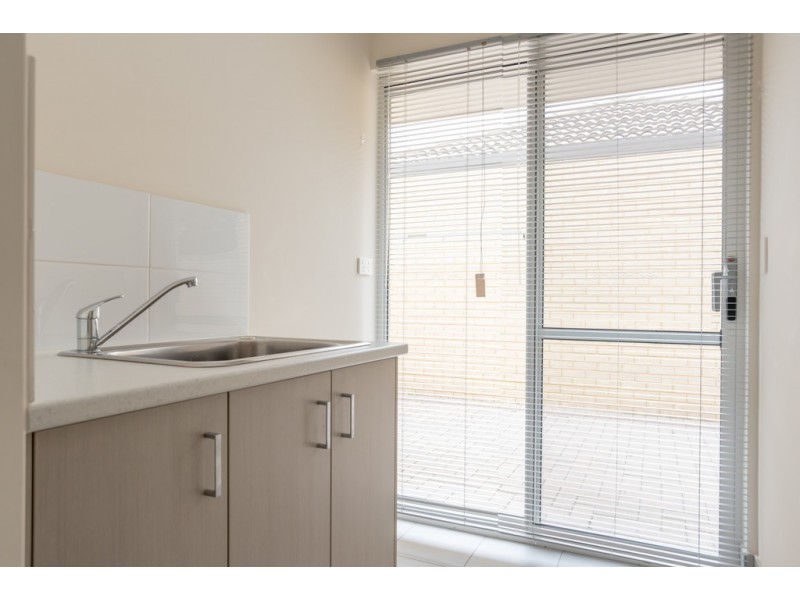 14B Lowth Road, Beckenham WA 6107