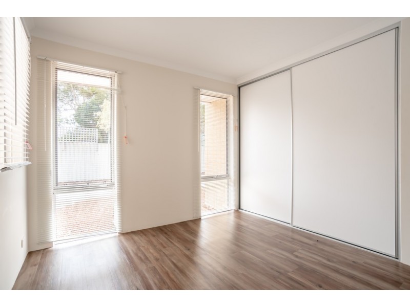 14B Lowth Road, Beckenham WA 6107