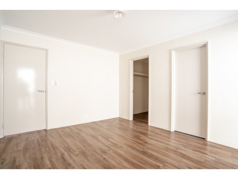 14B Lowth Road, Beckenham WA 6107