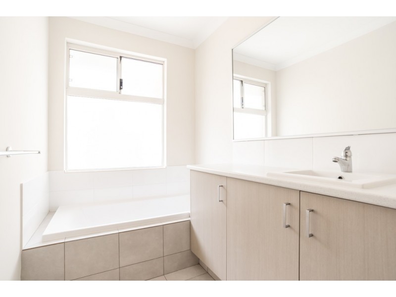 14B Lowth Road, Beckenham WA 6107