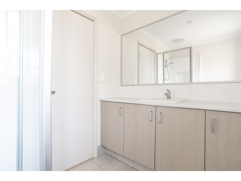 14B Lowth Road, Beckenham WA 6107