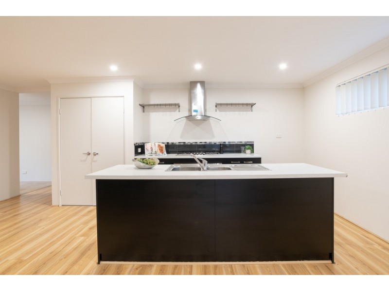 6 Houdan Street, Southern River WA 6110