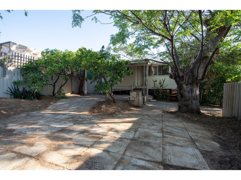 50 Hubbard Way, Medina WA 6167