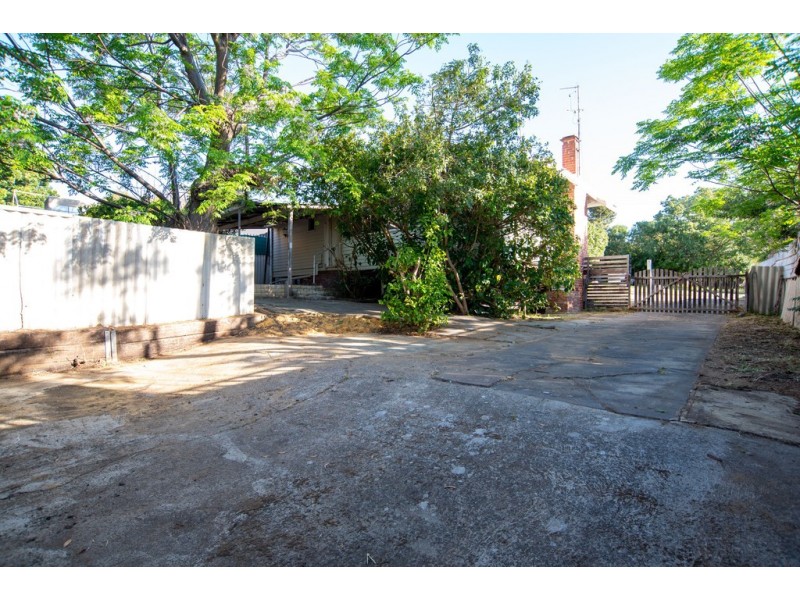 50 Hubbard Way, Medina WA 6167