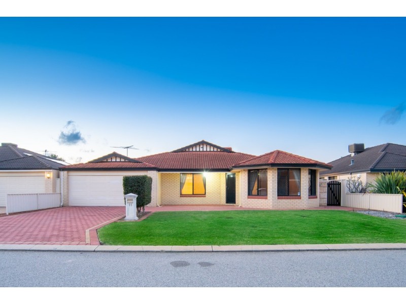 11 Cornell Place, East Cannington WA 6107
