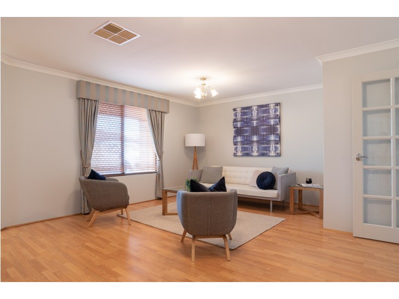11 Cornell Place, East Cannington WA 6107