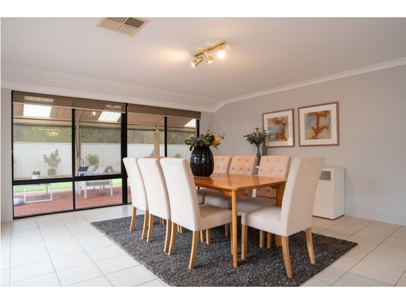 11 Cornell Place, East Cannington WA 6107