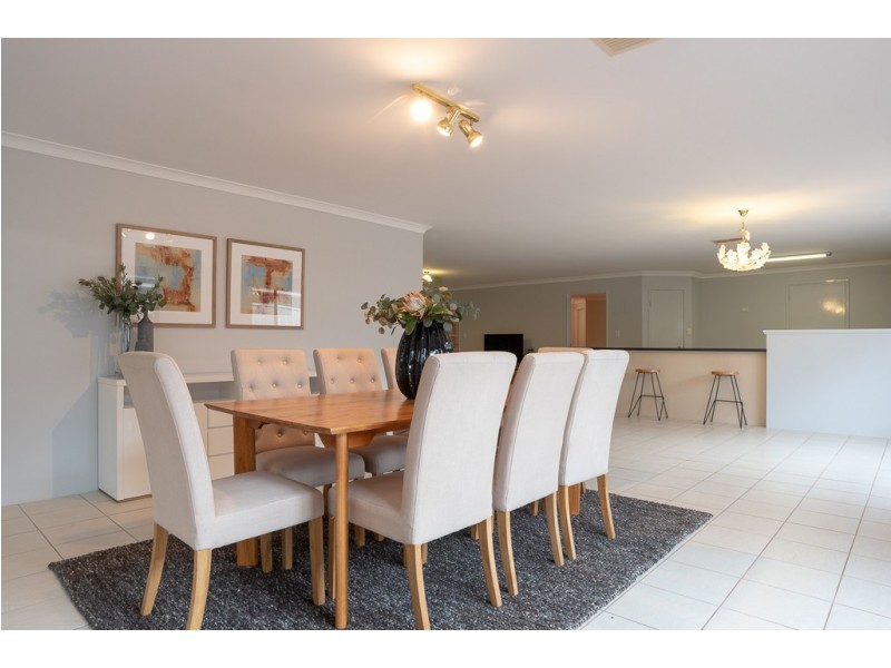 11 Cornell Place, East Cannington WA 6107