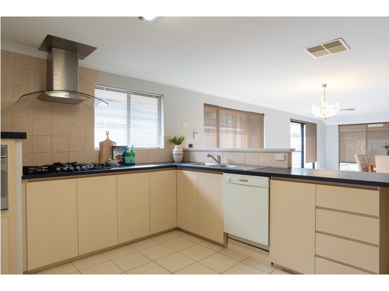 11 Cornell Place, East Cannington WA 6107