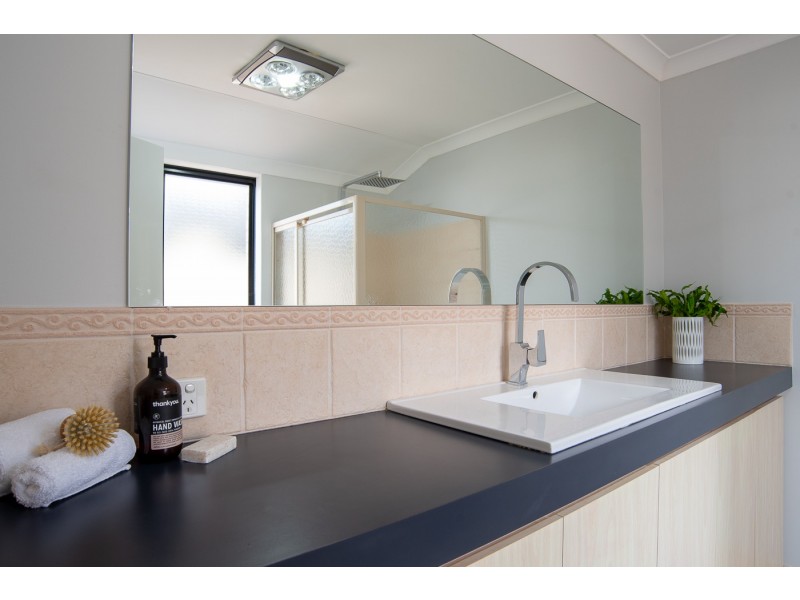 11 Cornell Place, East Cannington WA 6107