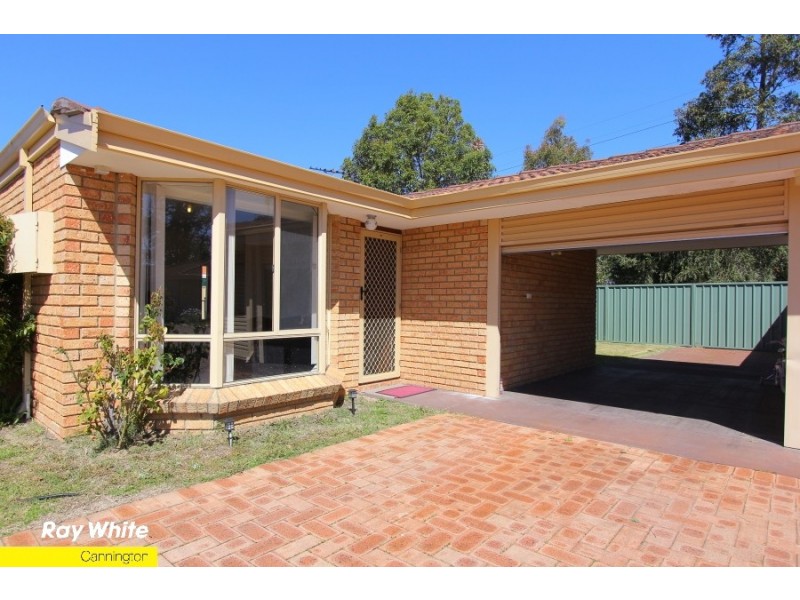 4/9 Lloyd Street, Cannington WA 6107