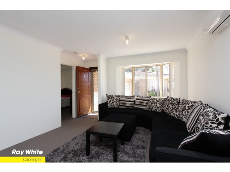 4/9 Lloyd Street, Cannington WA 6107
