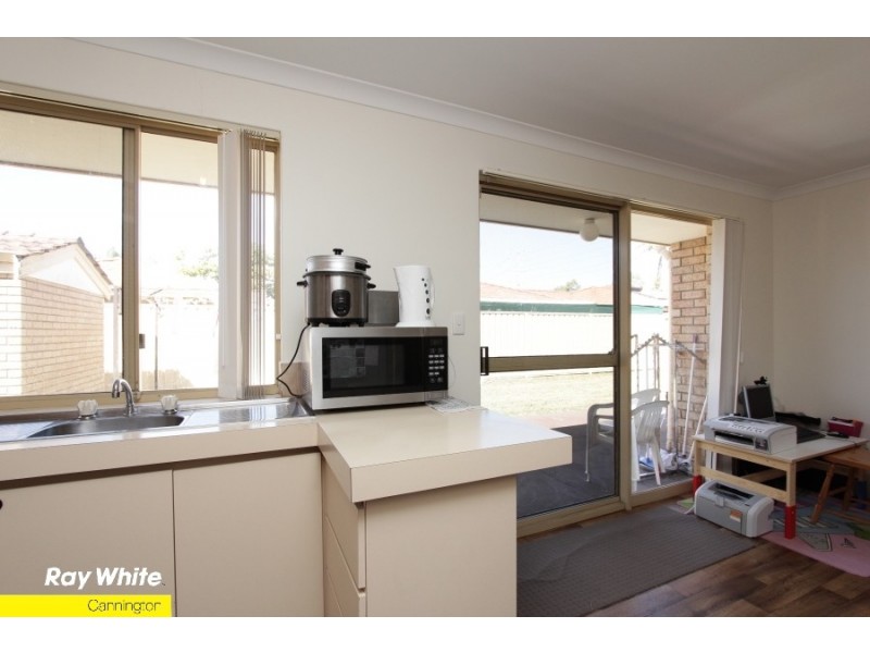 4/9 Lloyd Street, Cannington WA 6107