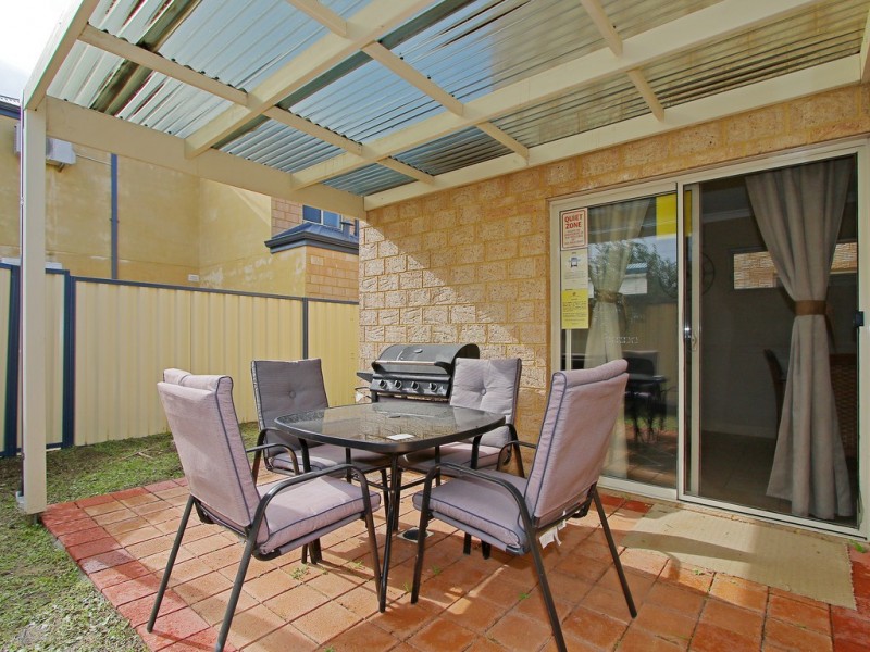 8A Morgan Street, Cannington WA 6107