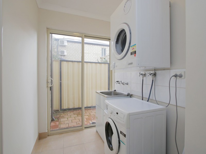 8A Morgan Street, Cannington WA 6107