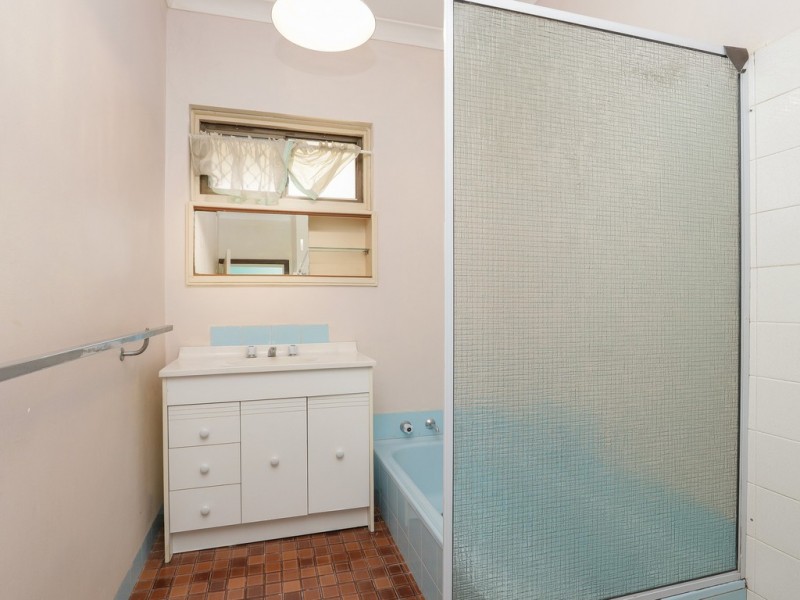 125 Lacey Street, East Cannington WA 6107