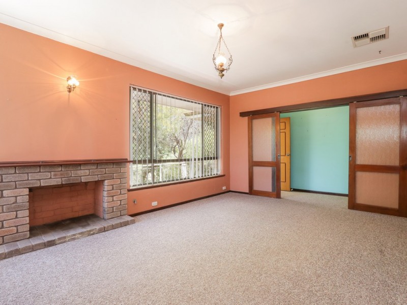 125 Lacey Street, East Cannington WA 6107