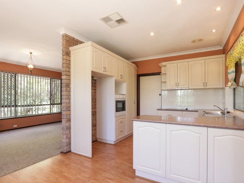 125 Lacey Street, East Cannington WA 6107