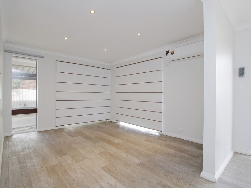 30 Clovertree Street, Maddington WA 6109